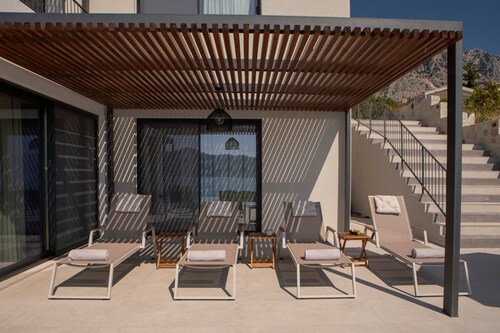 Zoe Sea View Villa D | Spacious Contemporary Retreat w/Infinity Pool & View