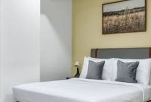 Unclassified image, 5 of 20, button - Wandr Hotels Richmond Road (Bengaluru)