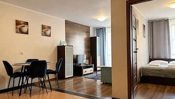 Appartamento Comfort | Ferro/asse da stiro, Wi-Fi gratuito