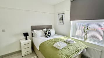 Standard Room, 1 Queen Bed, Private Bathroom | Blackout curtains, iron/ironing board (on request), free WiFi