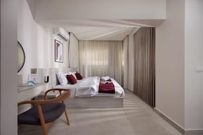 Ảnh chưa phân loại, 2 trong số 19 ảnh, nút