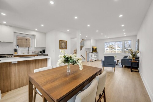 *Family Haven* Renovated 3BR • Backyard • Parking