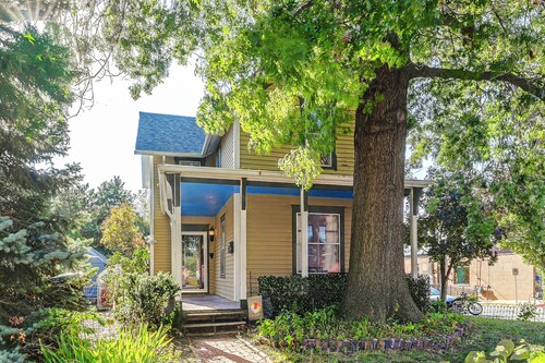 Historic Des Moines Home: Great for Families!