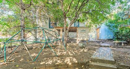 Historic Des Moines Home: Great for Families!