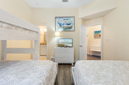 Golf Course View Villa With Luxury 6 Seater Golf Cart Steps to Beach Pool Tram Just Across From Entry