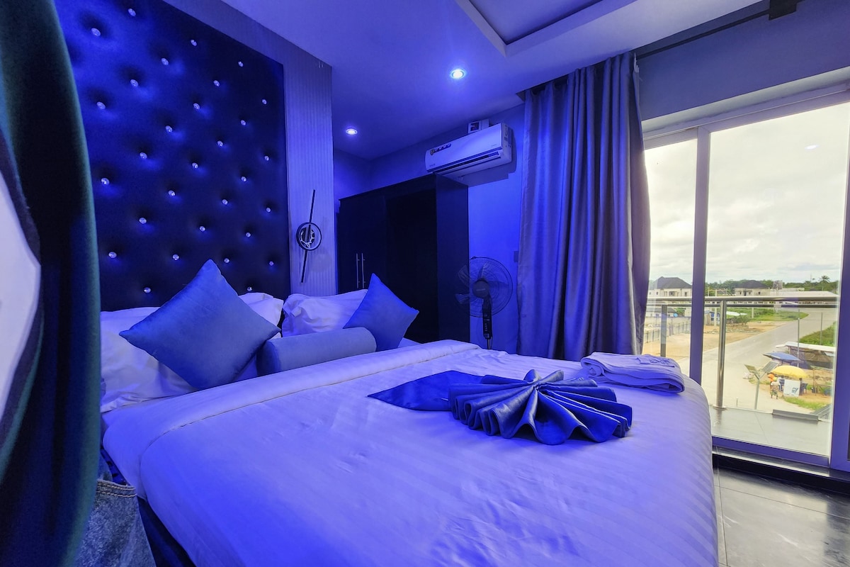 Tweepersoonskamer, balkon | Lakens van Egyptisch katoen, luxe beddengoed, donsdekens