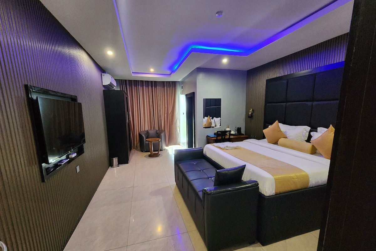 Royal suite, en-suite badkamer | Lakens van Egyptisch katoen, luxe beddengoed, donsdekens