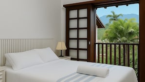 Unclassified image, 3 of 18, button - Maria Ines Bondesan (ubatuba)