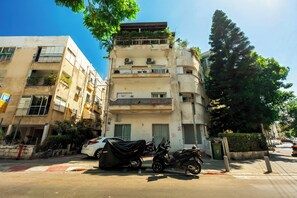 Exterior - The Tel Hai Studio – Unique & Stylish Stay Near Dizengoff Square (Tel Aviv-Yafo)