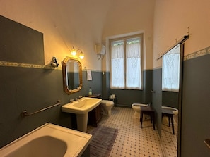 Bathroom - B&B Bandabrisca (Genova)
