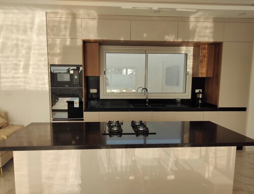 Escape to Villa Yasmina