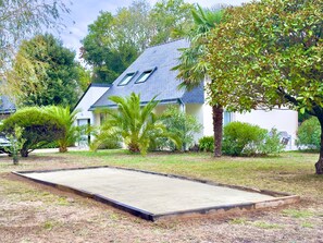 Property grounds - Kerlevenan House: A Peaceful Haven in the Heart of the Rhuys Peninsula (Sarzeau)