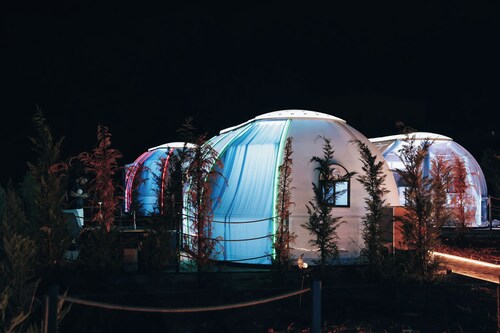 Magas Bubble Houses