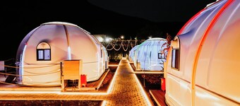 Magas Bubble Houses