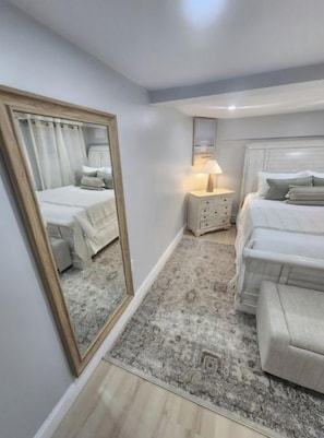 Room - Quiet 3BR Haven ~ Sleeps 8, Deck, 2 Parking Spots (Lawrence)