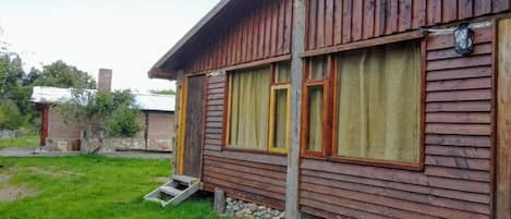 經典小屋, 部分湖景 | 外觀