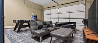 2BR Cozy Retreat +Hot Tub, Game Room +Golf Course
