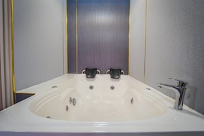 Bathroom - Hotel La Azotea (Santa Elena-El cerrito)