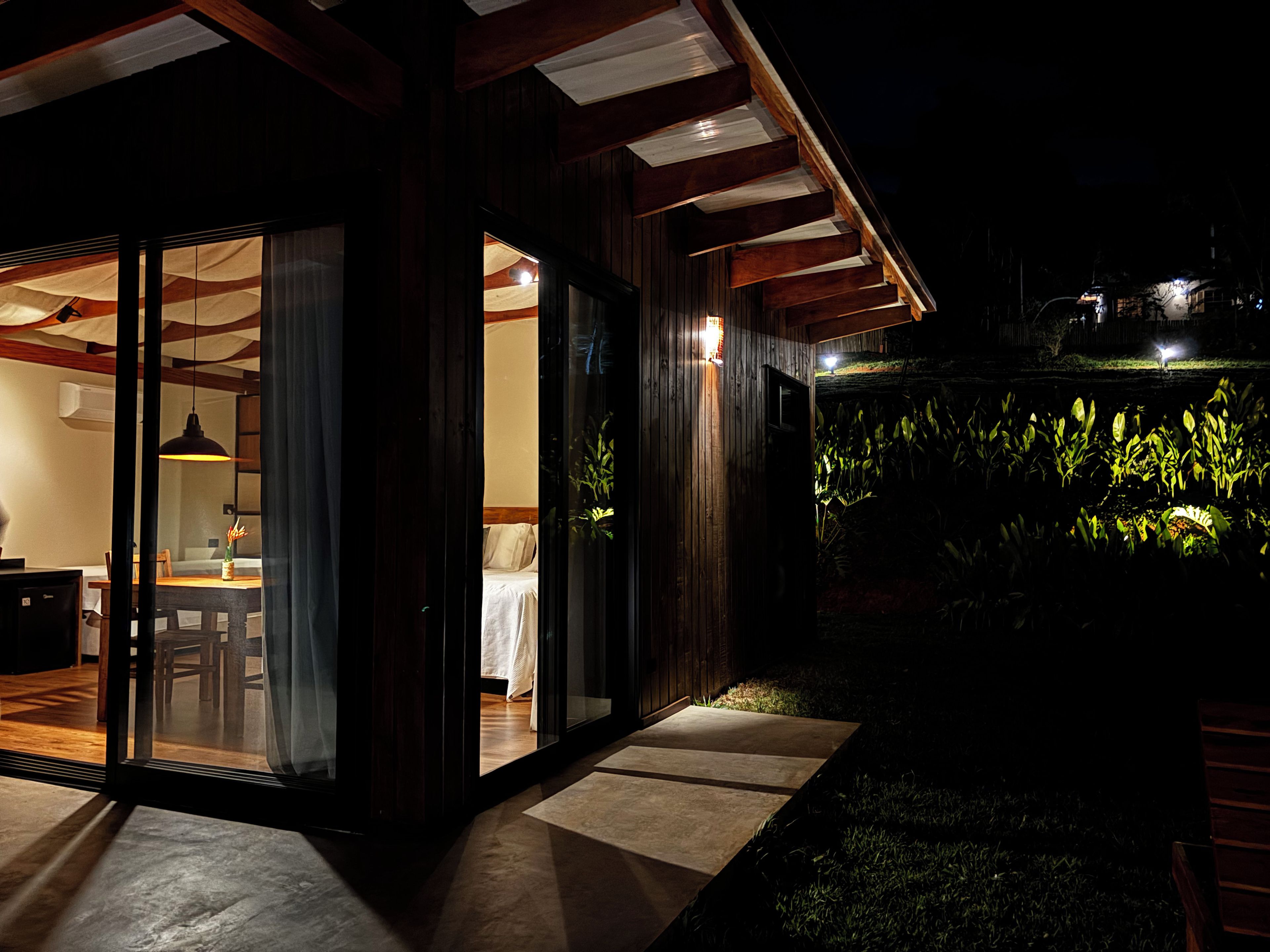 Chalet Deluks, beranda, pemandangan danau | Tempat makan outdoor