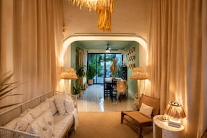 Unclassified image, 5 of 6, button - 5-bedroom bed & breakfast in welcoming Mérida with AC (Mérida)