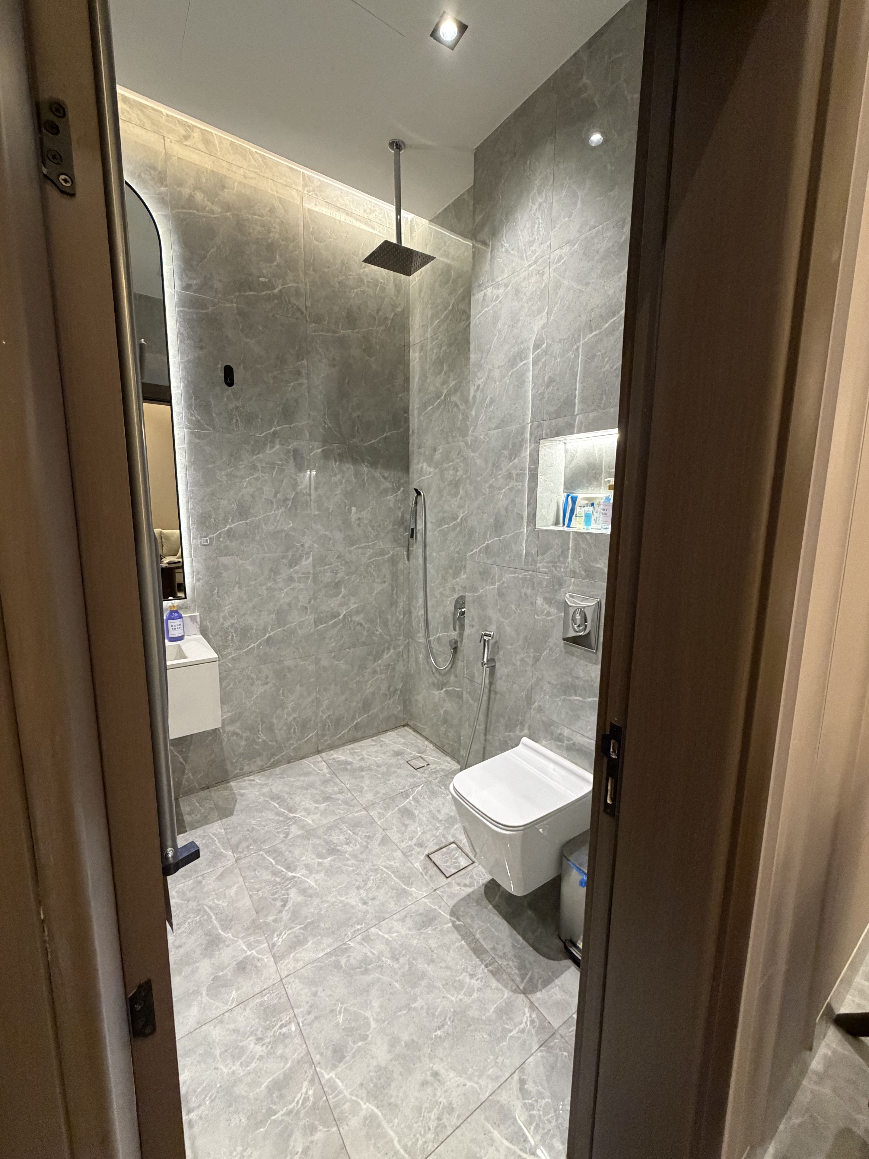 Shower, towels, soap, shampoo