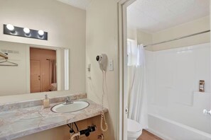Kahden hengen comfort-huone | Kylpyhuone