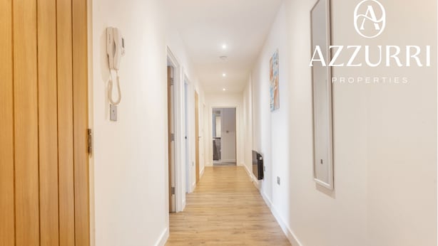 Interior - 3BR Flat in The Courthouse | Near Beachfront (Kent)