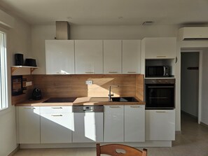 Unclassified image, 5 of 7, button - Vrbo Property (Vers-Pont-du-Gard)