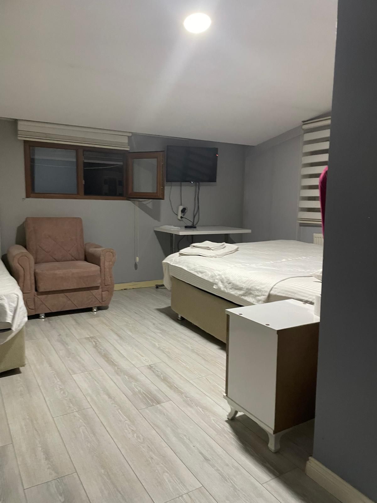 Habitación económica, vistas a la ciudad | Wifi gratis