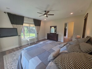 4 Schlafzimmer, Bügeleisen/Bügelbrett, WLAN, Bettwäsche