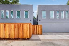 Exterior - Luxury New Construction 1BR/1BA Near UC Davis Medical Center and Shriners (Sacramento)