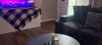 Cozy modern ranch retreat 2BR & 1BA