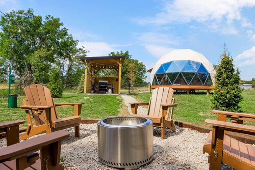 The Fur Seasons | Dog-Friendly Dome w/ Hot Tub
