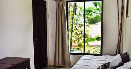Ocean View Mountain Villa w/ Panoramic view. 2 Houses, 2 Pools & Direct Sunsets