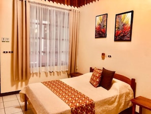 Basic Double Room, Patio