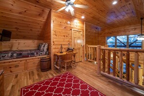Interior - A Barrel of Fun-riverfront cabin, fishing nearby (Pigeon Forge)