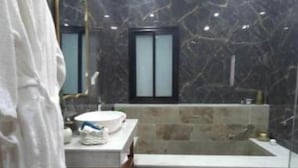 Shower, hair dryer, towels, soap - Dar Layana (Hammamet)