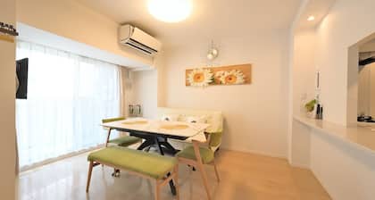 1-minute walk from Nihonbashi Station (subway) · 1-minute walk to Dotonbori · 1-minute bus ride from Kuromon Market/Namba/Shinsaibashi to Kansai Airport—convenient location / Luxury apartment with two elevators