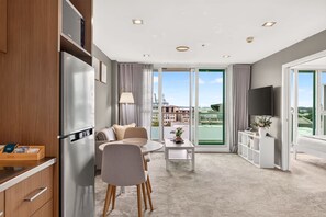 Interior - CBD Balcony Stay near Spark Arena | Zodiak Stays (Auckland)