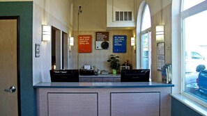 Unclassified image, 5 of 20, button - Econo Lodge Fort Lupton 2 Queen Suite (Fort Lupton)