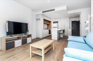 Unclassified image, 5 of 14, button - Modern CBD Retreat | Pool, Sauna, Gym, BBQ  & City Views (Melbourne)