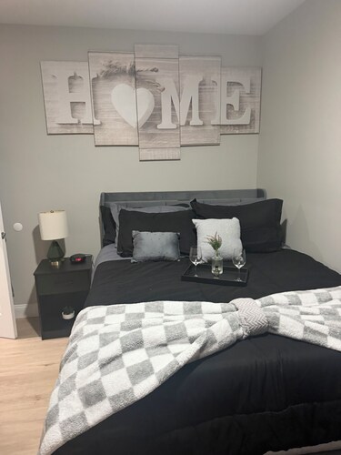 Welcoming 1-bedroom bed & breakfast in charming Baltimore neighborhood