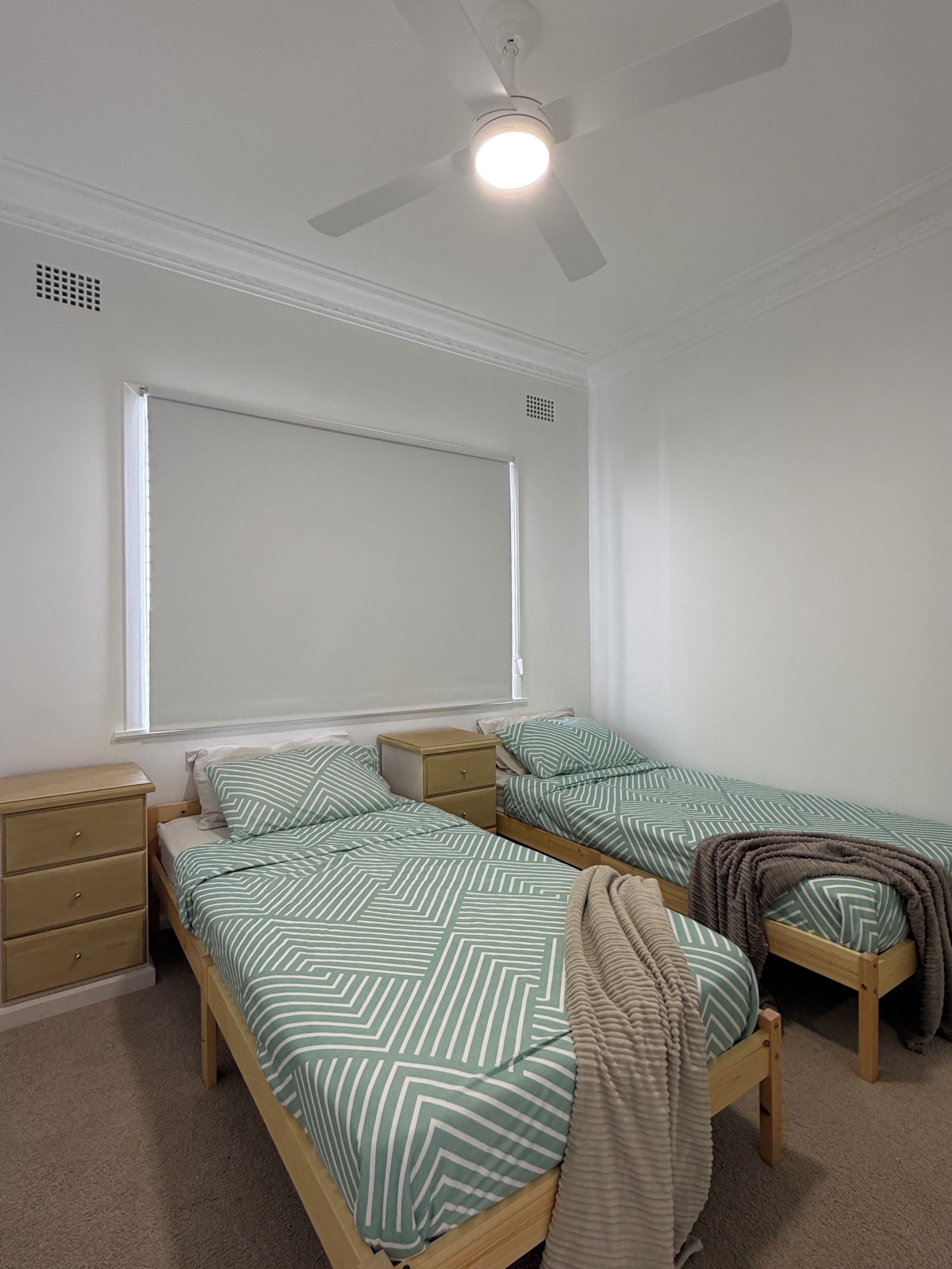 4 bedrooms, WiFi, bed sheets