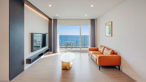 Basic Room, 2 Bedrooms (Family Room 3 (Random Assignment)) - Yeongheungdo 36 Stay Pension (Ongjin-gun)