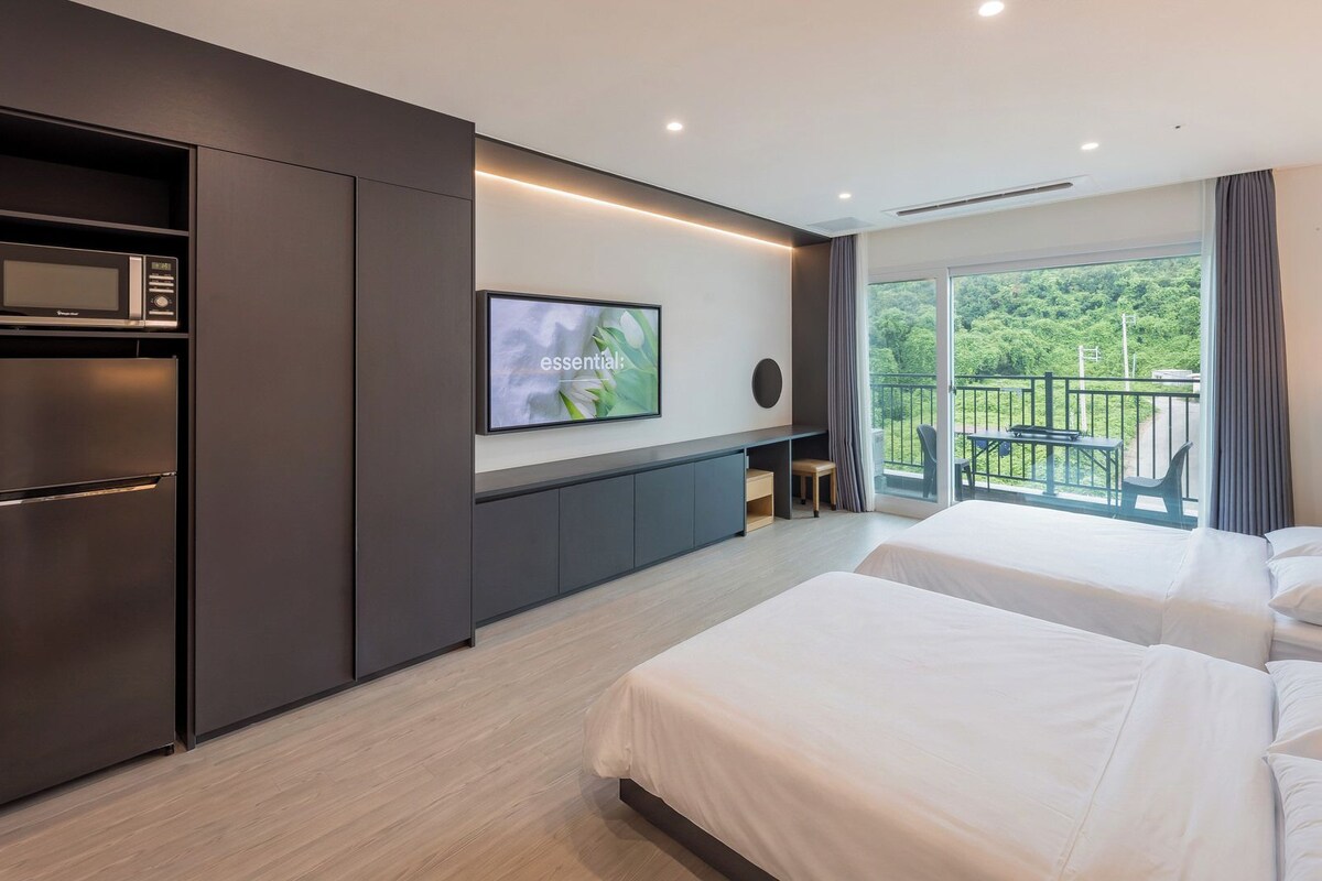 Basic Room, 1 Bedroom (Deluxe Ondol 3 (Random Assignment))