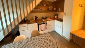 Unclassified image, 5 of 8, button - Vrbo Property (Saint-Mandrier-sur-Mer)