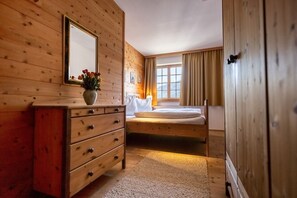 Unclassified image, 5 of 6, button - Vrbo Property (Ladis)