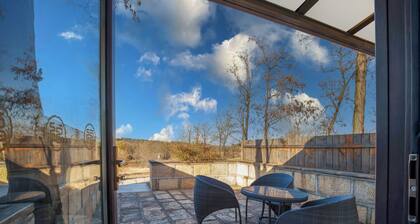 Donghai Forest Hot Spring Hotel