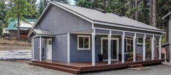 Hike, Paddle & Relax: Cabin By Cle Elum Lake