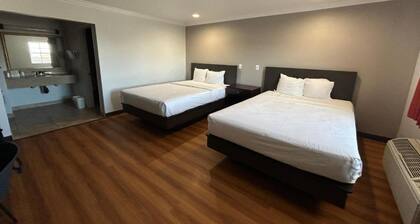 2 Full Beds | Non-Smoking, Micfridge
